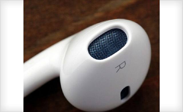 Image of Up to 56% off Genuine Apple Earpods