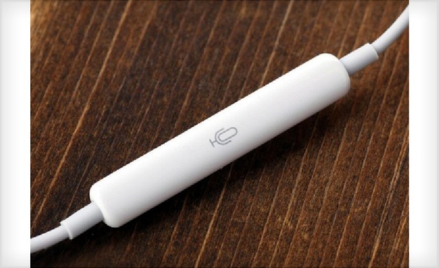 Image of Up to 56% off Genuine Apple Earpods