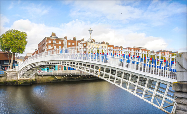 Image of Ireland Castle and B&B Tour Package - Includes Flight, Hotel, Tour, Meals and More!