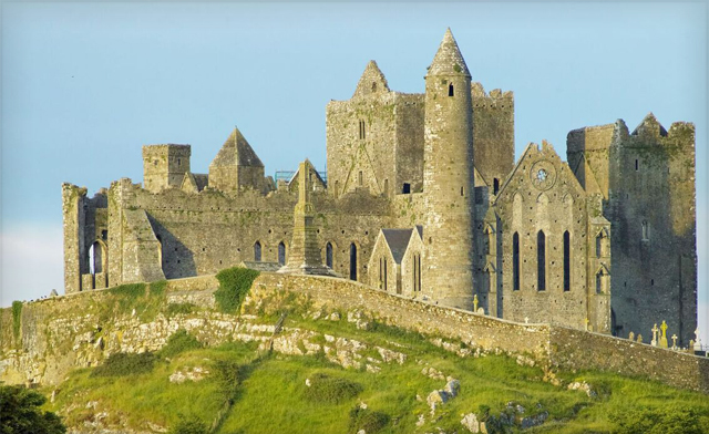 Image of Luxury Ireland Tour Package - Includes 3-Bedroom Villa, Flight, Car Rental and More!