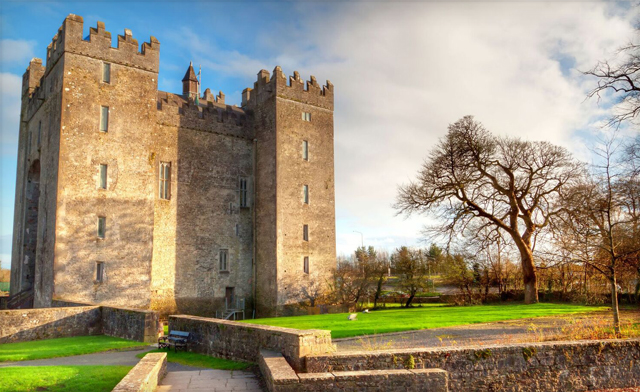 Image of Luxury Ireland Tour Package - Includes 3-Bedroom Villa, Flight, Car Rental and More!