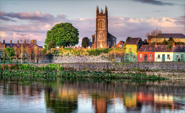 Image of Luxury Ireland Tour Package - Includes 3-Bedroom Villa, Flight, Car Rental and More!