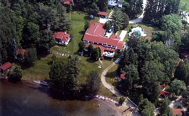 Image of Summer Lakeside Retreat in Muskoka