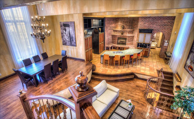 Image of Luxurious Castle Suite Getaway in Old Montreal