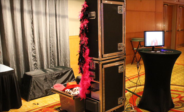 Image of $289 for a 2-Hour Photo Booth Rental Package from bBooth.ca (a $579 Value)