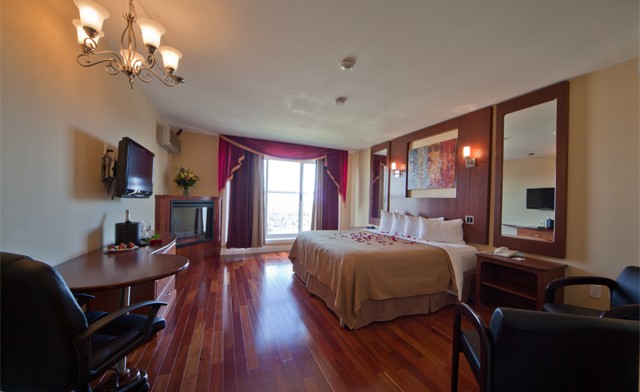 Image of Starting at $69 for 1-Night's Accommodation and More - Closest Hotel to the Falls!