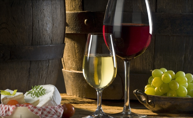 Image of Stay, Eat and Play in Niagara Falls at the Ramada Hotel