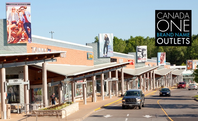 Image of Stay for Some Family Fun, Entertainment and Delicious Food in Niagara Falls