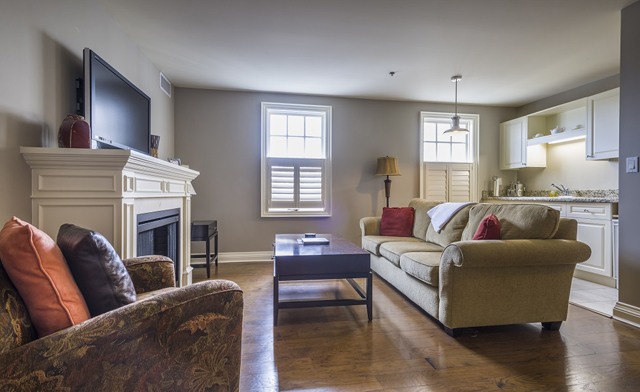 Image of 1-Night Stay at the Luxurious Rawley Resort Spa And Marina in Muskoka - New Dates Added! 