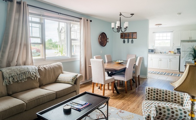 Image of 1-Night Stay at the Luxurious Rawley Resort Spa And Marina in Muskoka - New Dates Added! 