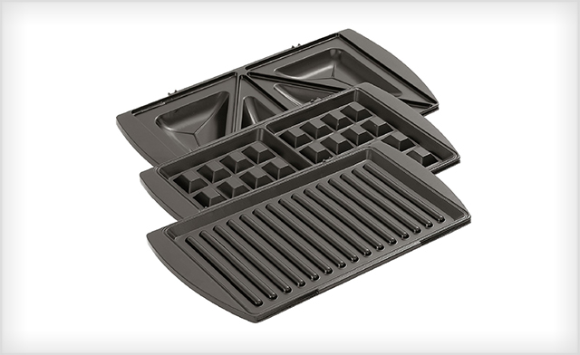 Image of $21.47 for a Factory Re-Conditioned Salton 3-in-1 Grill, Sandwich and Waffle Maker (a $45.19 Value)