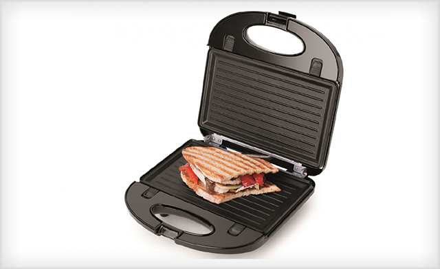 Image of $24 for a Factory Re-Conditioned Salton 3-in-1 Grill, Sandwich and Waffle Maker (a $45.19 Value)