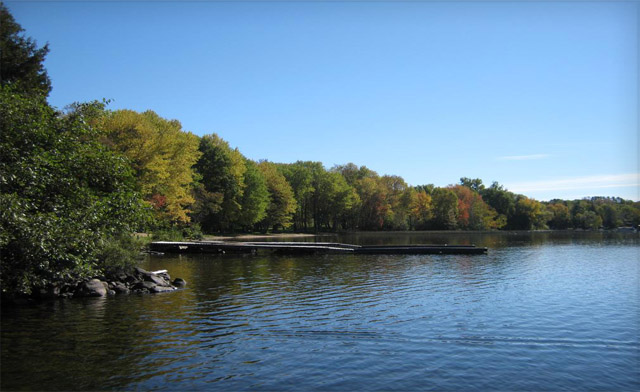 Image of FLASH SALE! Romantic Spring Muskoka Getaway for Two by the Water in Penn Lake 