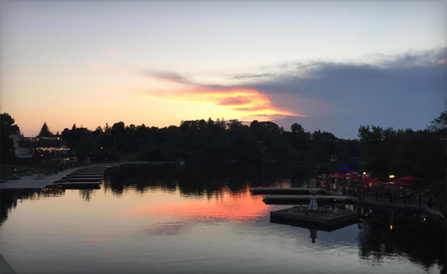 Image of FLASH SALE! Romantic Spring Muskoka Getaway for Two by the Water in Penn Lake 