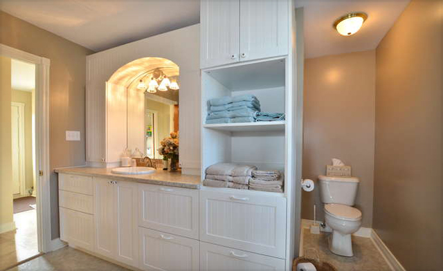 Image of Accommodations at The Glen Huron Inn with an Option for Scandinave Spa Blue Mountain