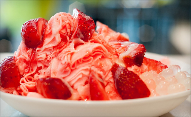 Image of Up to 75% off Simulated Golfing and Sweets