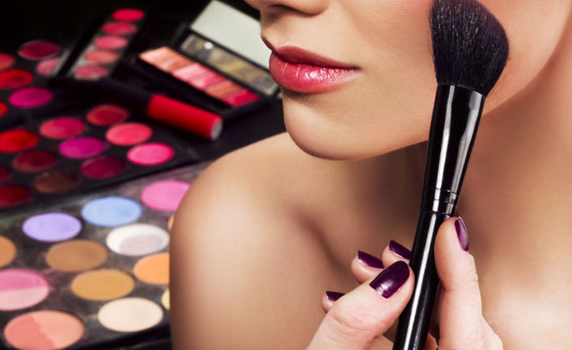 Image of $29 for an Online Makeup Course with Accreditation (a $489 Value)