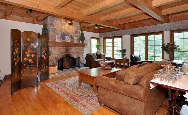 Image of $219 and Up for a 1 or 2 Night Stay in Muskoka Including a Three-Course Dinner and More!