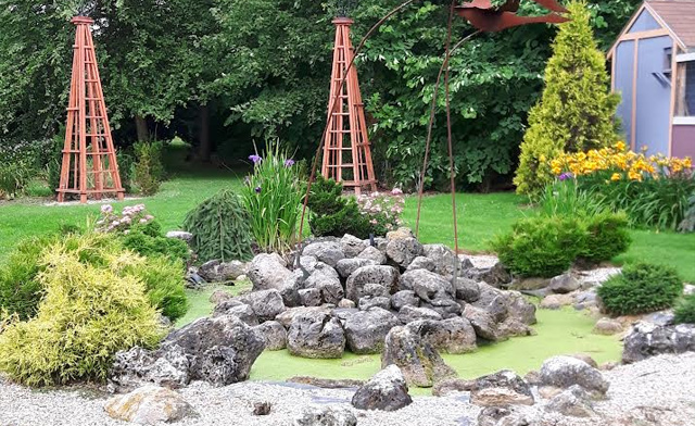 Image of Whistling Gardens