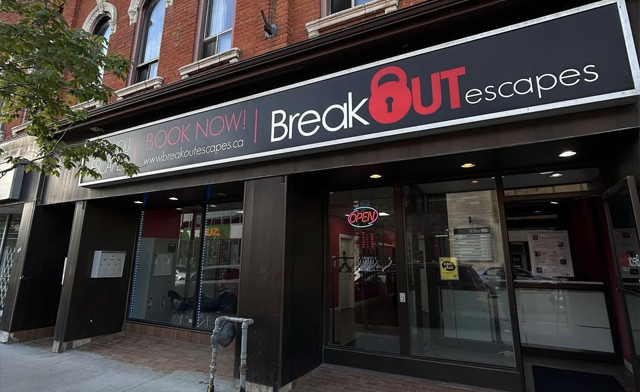 Image of BreakOUT Escapes & Lumberjacks Axe Throwing